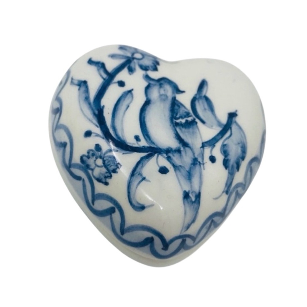 Ceramic Heart Shaped Trinket Box Vintage